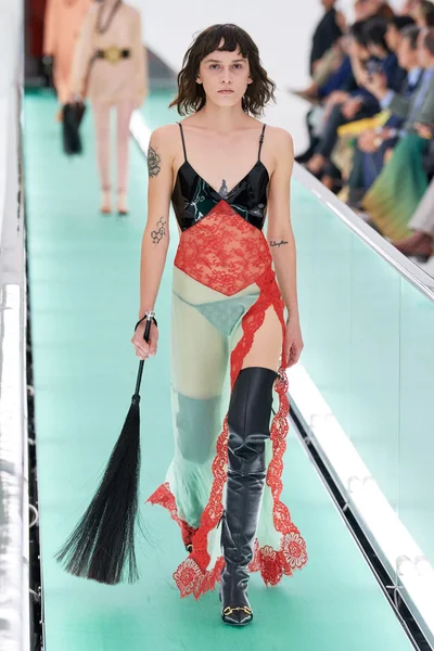 Look 41